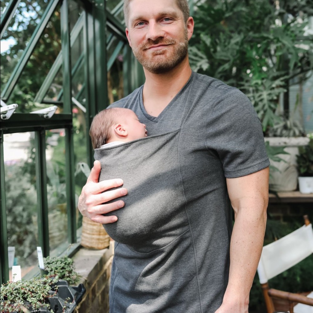 Men’s Lalabu baby-wearing shirt, M